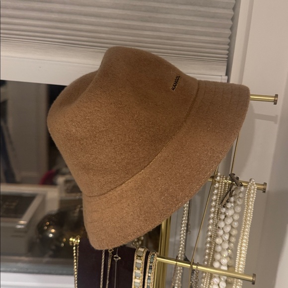 KANGOL heritage WOOL TRILBY size small NWT tan